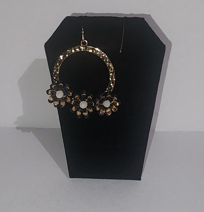 3's Company Flower Earrings