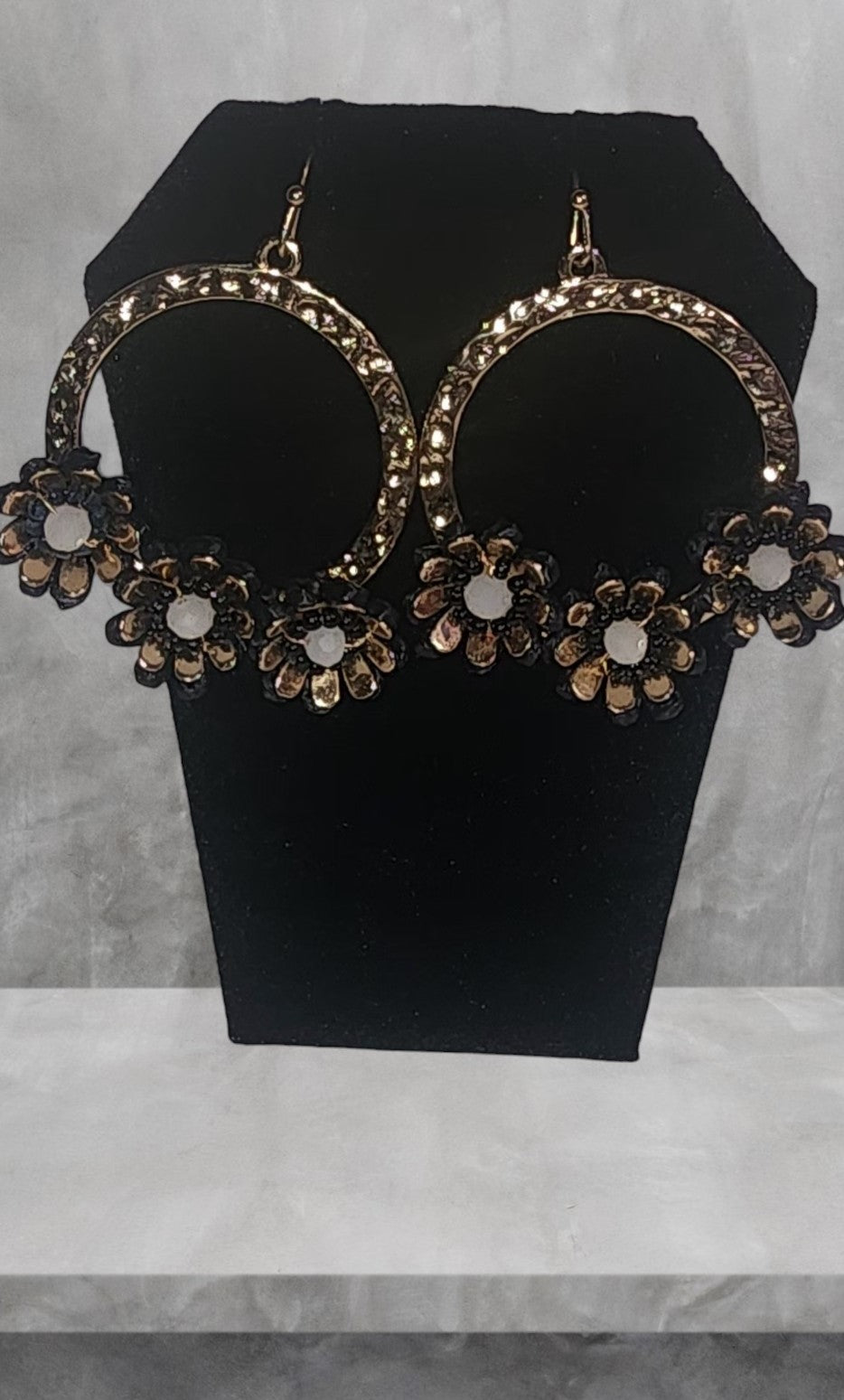 3's Company Flower Earrings
